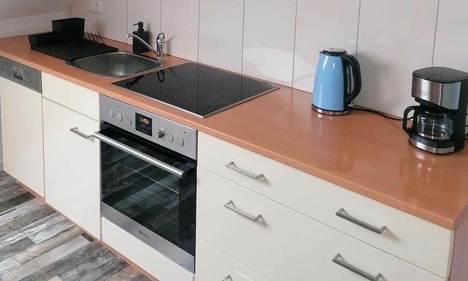 Blumenberg Apartment | Ferienwohnung Intel-nähe