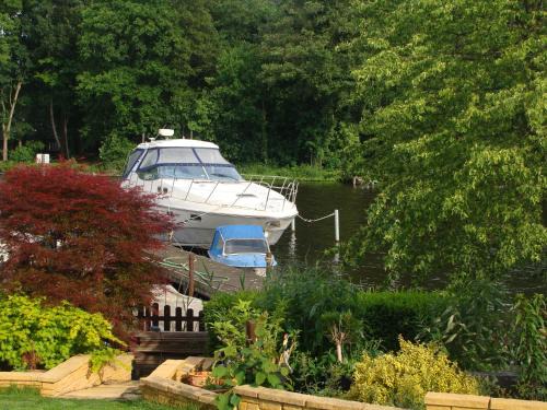 Kopenick House | Ferienwohnung Rohrwallinsel Köpenick