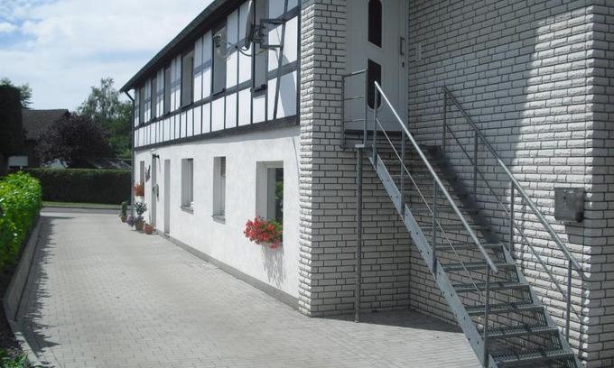 Eicherscheid Apartment | Ferienwohnung Schroiff