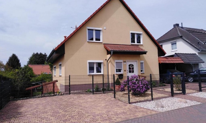 Motzen Apartment | Ferienwohnung "Schwalbennest"