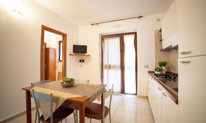 Mattinata House | Ferienwohnung "ulivo" mit Pool und Privatstrand -1