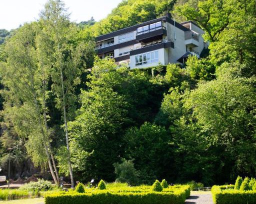 Bad Bertrich Apartment | Ferienwohnung Villa Abrioux am Park