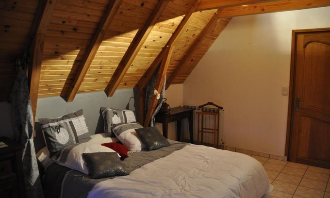 Florentin-la-Capelle Bed & Breakfast | Ferme des Capellous