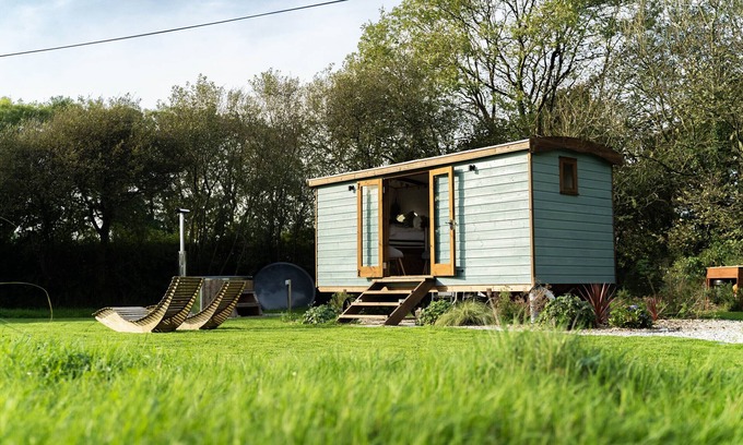 Brazzacott Cottage | FERN, pet friendly, country holiday cottage in Wainhouse Corner