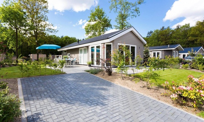 Beekbergen-West Ski Chalet | ✓ Ferox XL at Recreatiepark Beekbergen ✓ Holiday home for 5 persons ✓ Located in Beekbergen (Gelderland) ✓ Holiday park on the Veluwe ✓ Book directly through the park