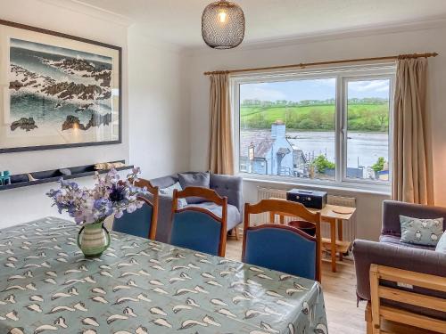 St Dogmaels House | Ferry View