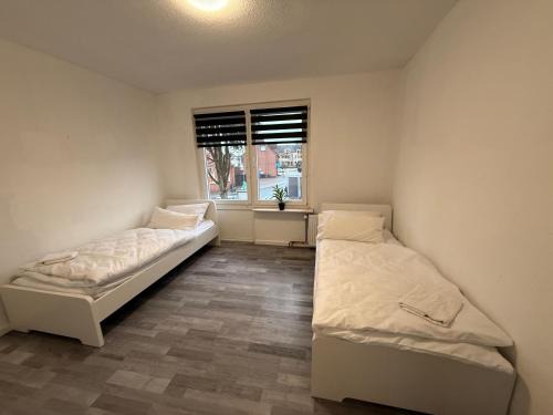 Center Apartment | FeWo 8P 4Z Balkon Küche Zentral