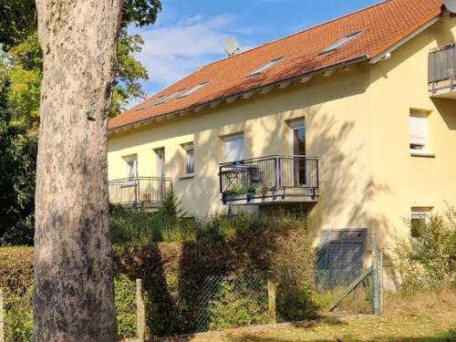 Topchin Apartment | Fewo für Monteure 25km bis Berlin