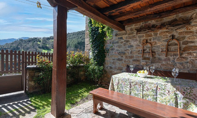 Cabezon de Liebana Villa | Fidalsa House of Views