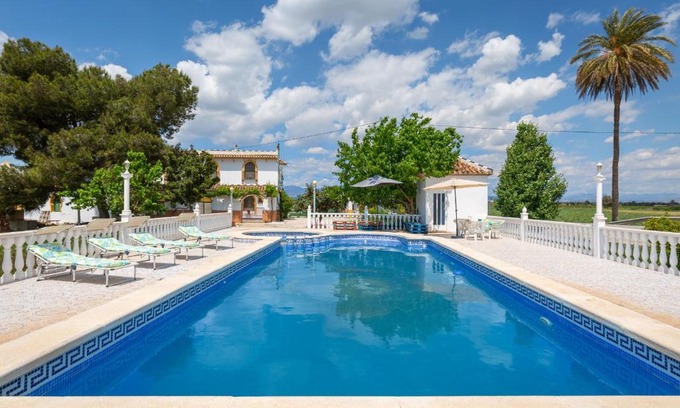 Dolores Villa | Fidalsa Villa Malaguenya