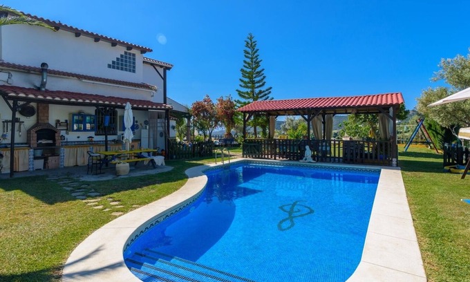 Carratraca Villa | Finca El Albero Carratraca by Ruralidays