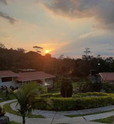 Sasaima Cabin | Finca Villa Elenita