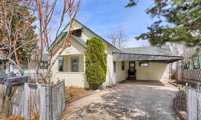 East Colorado Springs House | Finding Tranquility