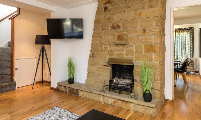 Ifield House | Findon House 10min from Gatwick airport