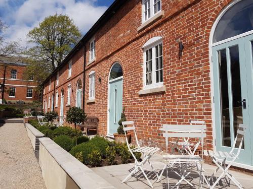 Breedon on the Hill House | Finest Retreats - No 3 Meynell Mews