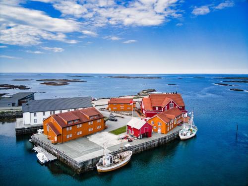 Finnoy Hotel | Finnøy Bryggehotell - by Classic Norway Hotels