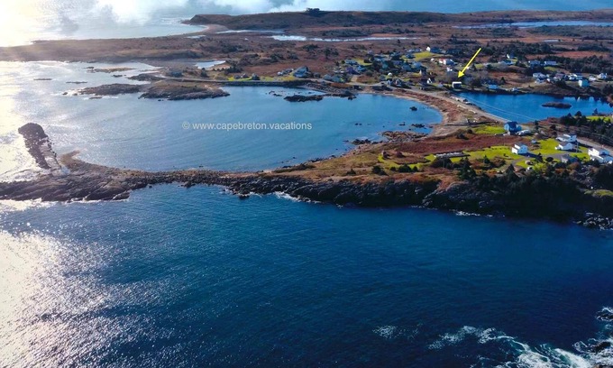 Richmond County Cottage | Fisherman's Rest House 30 meter distant to beach, sleeps 5