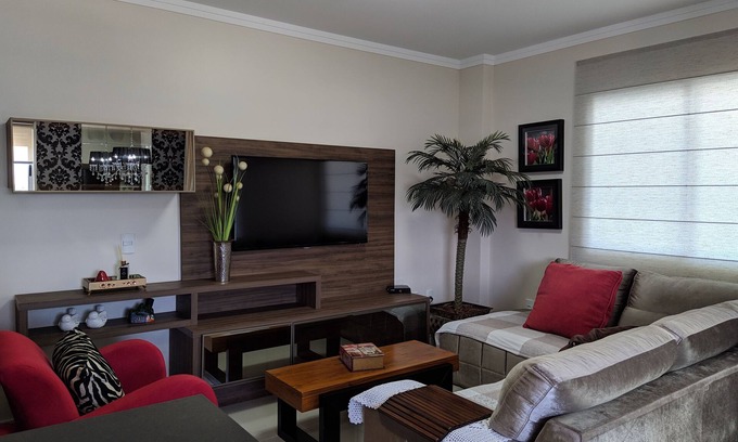 Castelo Branco Apartment | FIT ON MEASURE (AIR + WIFI + TVs) 2 GARAGE Meia Praia