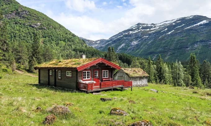 Forde House | Fjellbris by Interhome