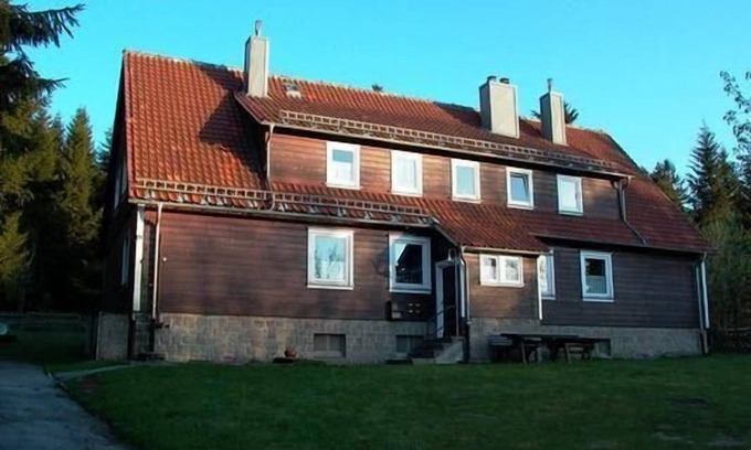 Altenau Apartment | Flat in Altenau with garden