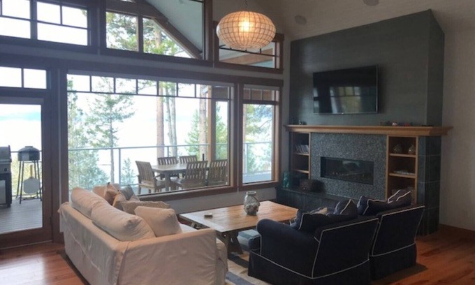Polson House | Flathead Lake Waterfront Getaway