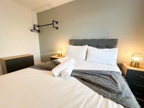Middlesbrough House | Fleet House by Blue Skies Stays
