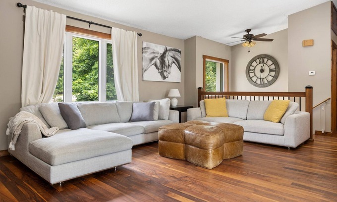 Williamsburg House | Flintfield Horse Park's Backyard- Traverse city, MI