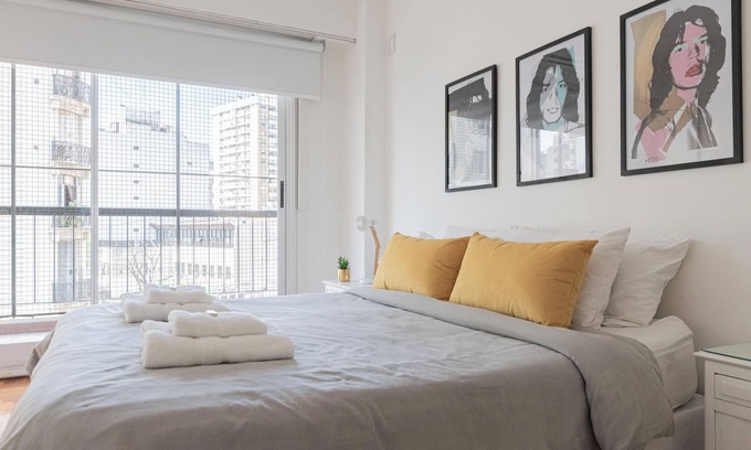 Balvanera Apartment | Fliphaus + Cordoba 2506 - 3 Bd Facultad Medicina