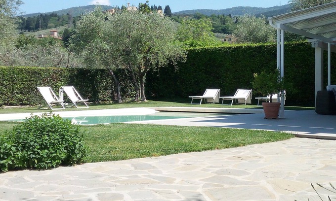 Castello Apartment | Florence City Pool and Garden