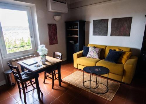 San Niccolo Apartment | Florence in the Window