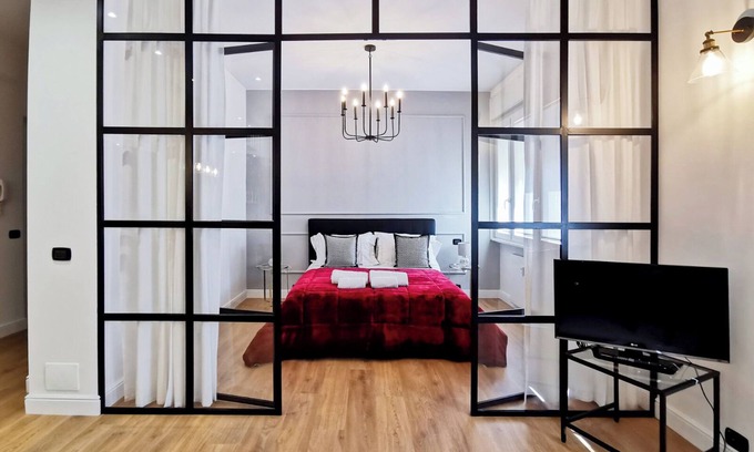 Citta Bassa Apartment | FLORENTIN - ChicLife Apt.- Downtown Design Apartment