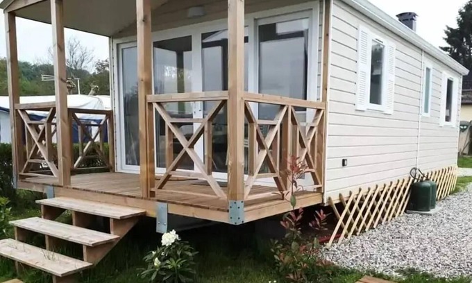 Martigny House | Flower Camping Des 2 Rivières * - Mobile Home Comfort TV - 2 bedrooms + terrace - 4 people