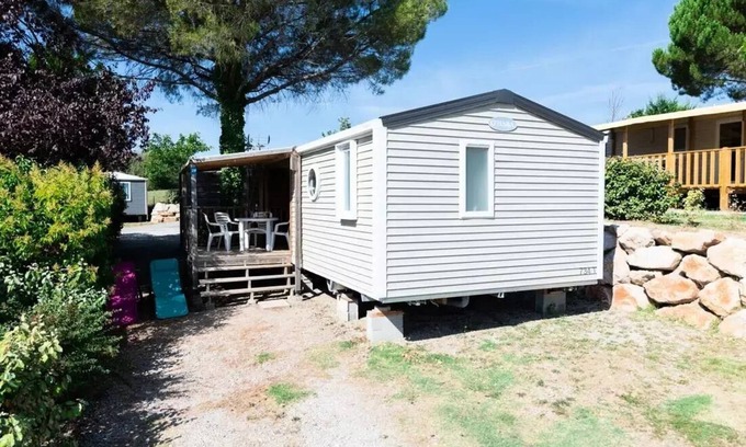 Manosque House | Flower Camping Provence Vallée * - Mobile home Loggia Comfort 24 m2 2 bedrooms + covered terrace + TV 4 persons