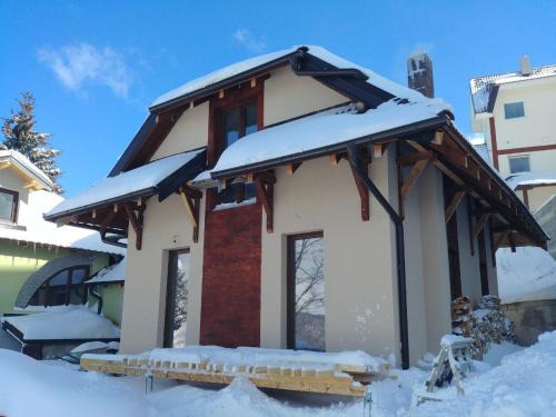 Lisina Villa | FlowHouse - cozy place for you.