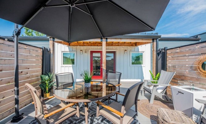 Geneva House | FLX Solar Powered Village/Tunnel to Seneca Lake!