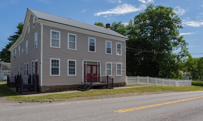Fly Creek House | Fly Creek Estate- 5BD 3BA, 10 Mins to CDP