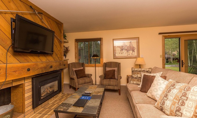 Keystone Condo | Flying Dutchman by Summit County Mountain Retreats