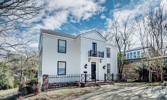 Fondren House | Fondren: “A Divine Destination”