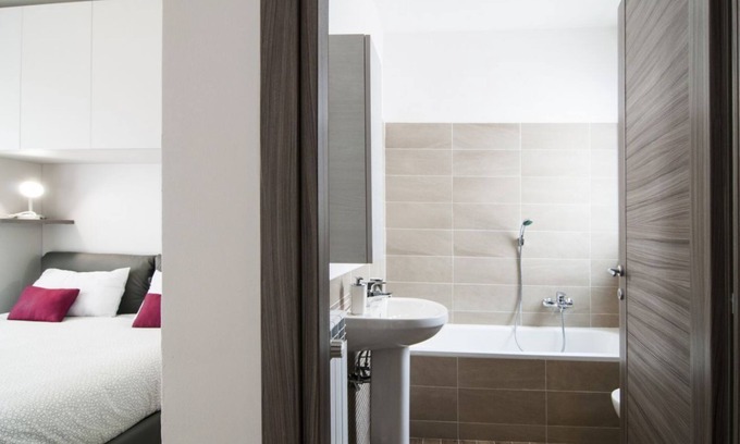 Centro Giano Apartment | Fonte Laurentina Gray Apartment x3 NEW!