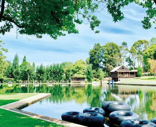 Jardee Ski Chalet | Fonty's Pool Caravan Park and Chalets