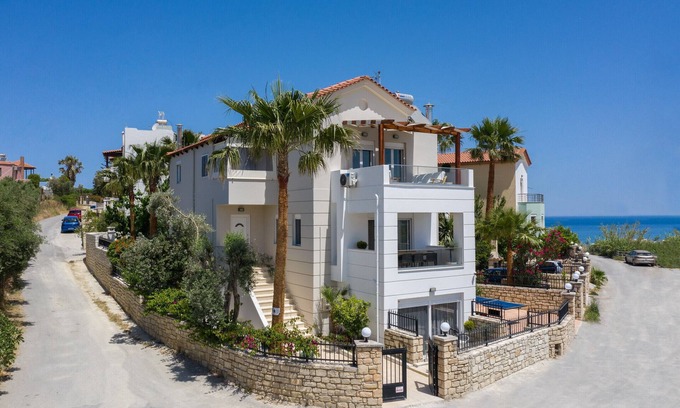 Sfakaki Villa | Foothills Blue villa, Private pool, Near the beach