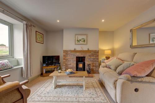 Binham House | ForgetMeNot Cottage