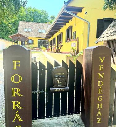 Szalka House | Forrás Vendégház
