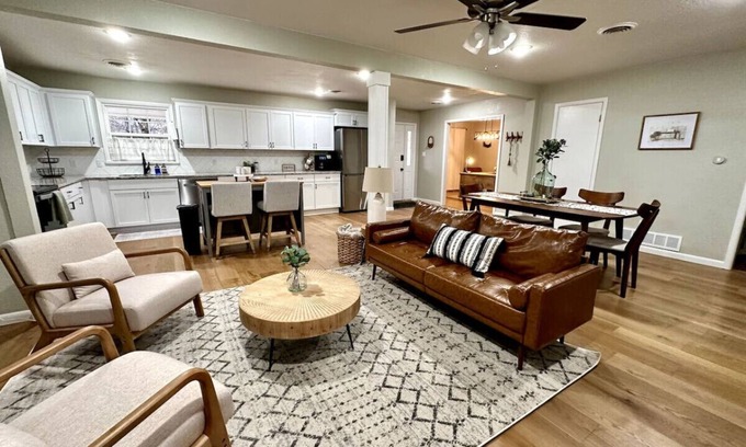 Fort Smith House | Fort Smith/Nurses, Ebbing, TDY/Furnished 4 BR