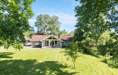 Dronningmolle House | Four-Bedroom Holiday Home In Dronningmolle