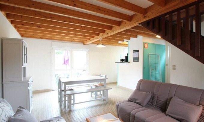 Saint-Martin de Brehal Cottage | Family-Friendly Seaside Cottage: WiFi, Shared Laundry, Terrace, Pets Welcome, Parking
