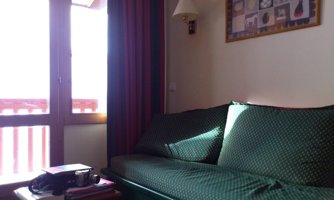 Montchavin Apartment | SUN AND SNOW