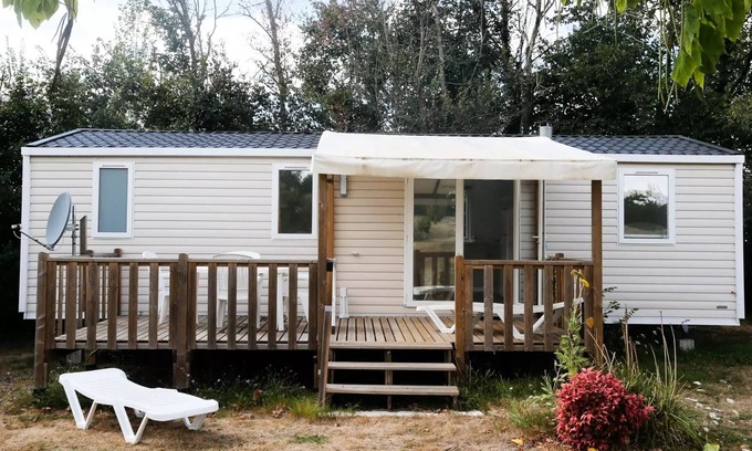 Saint-Martin-Lars-en-Sainte-Hermine House | Mobil Home Privilege Melusine - 2 Schlafzimmer 4 Personen