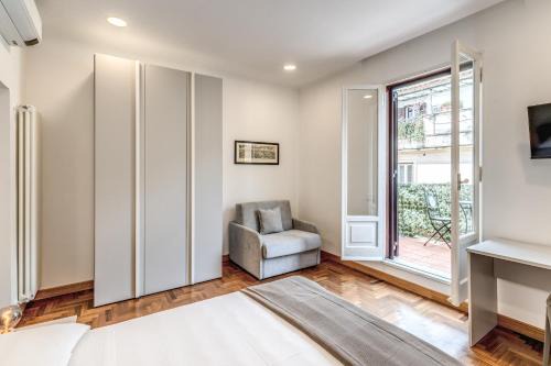 Rione III Colonna Apartment | Frattina Grand Suite - Vacanze Romane Apartments