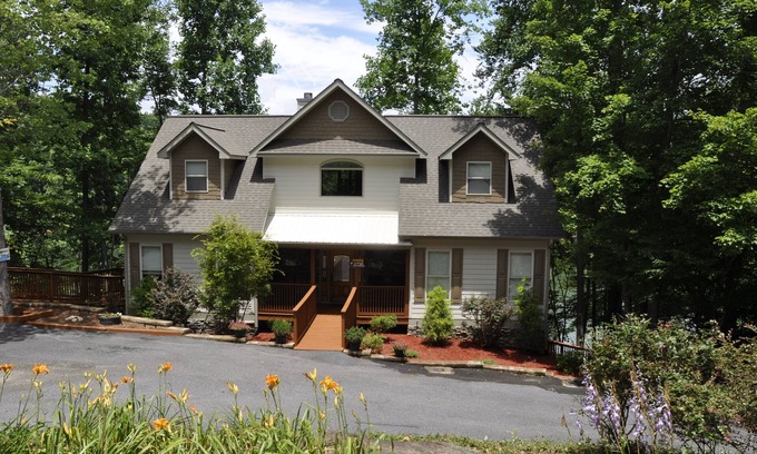 Blairsville Cabin | Free Wi-Fi w/private dock boating